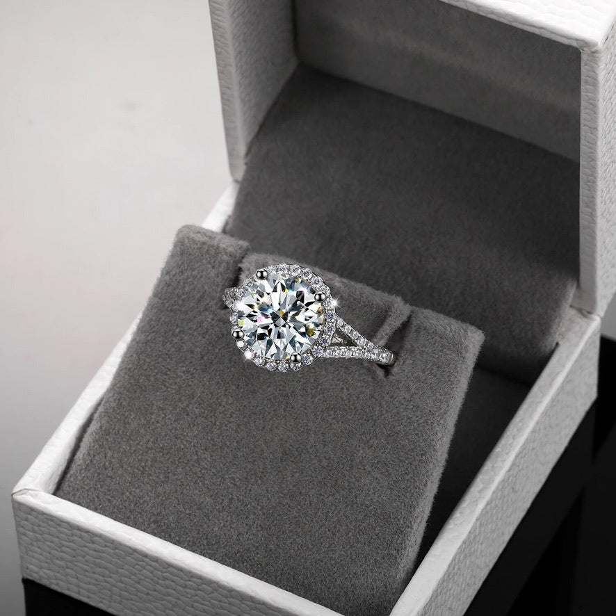 Round Cut Ring